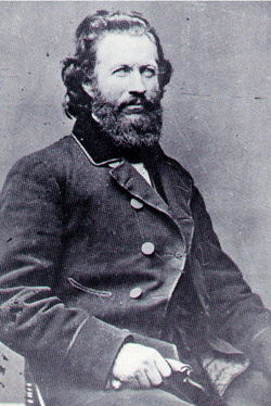 Clark Mills