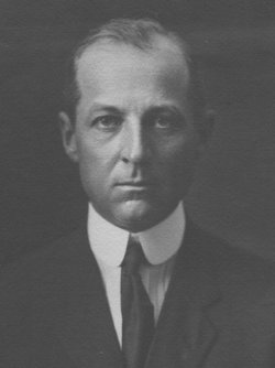 Paul Starrett