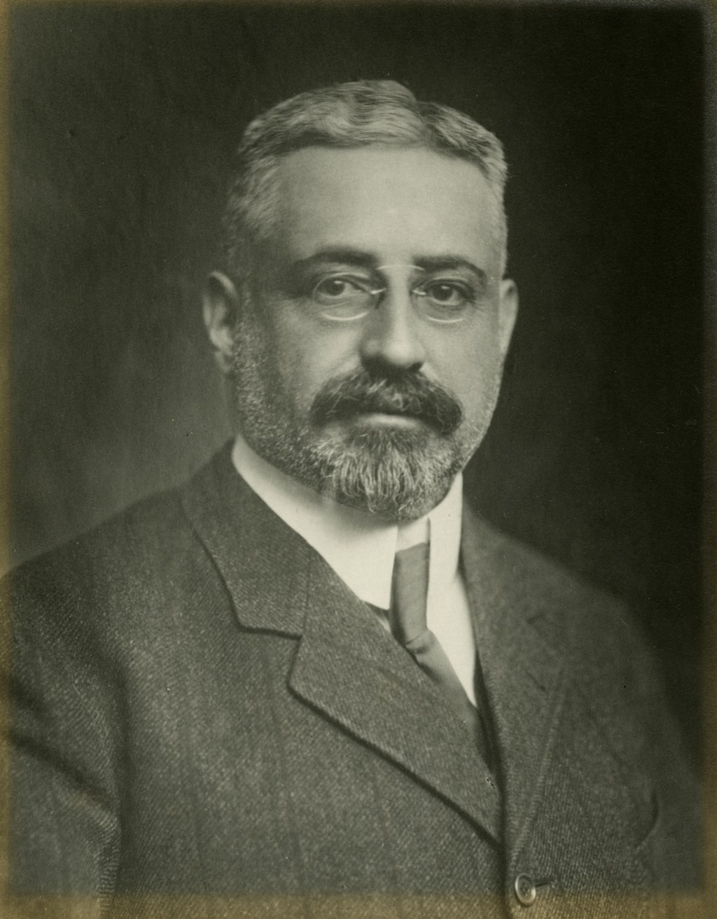 Morris Loeb