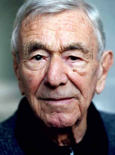 Father: Allen Curnow