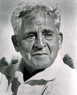 Amos Stagg