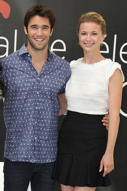 Gallery of Emily VanCamp