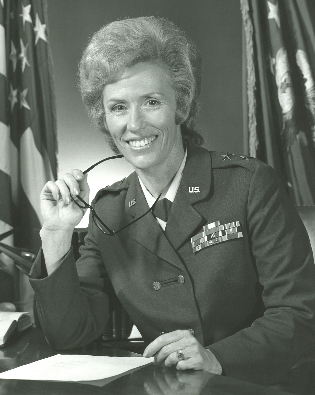 Jeanne Holm