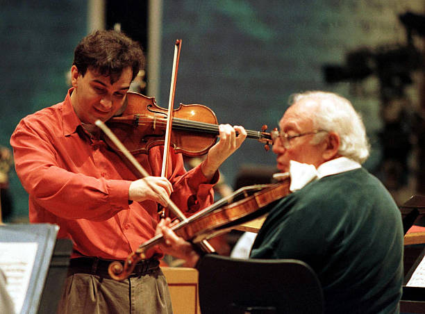Gallery of Isaac Stern
