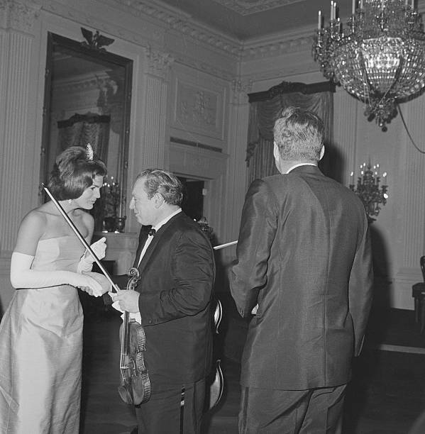 Gallery of Isaac Stern