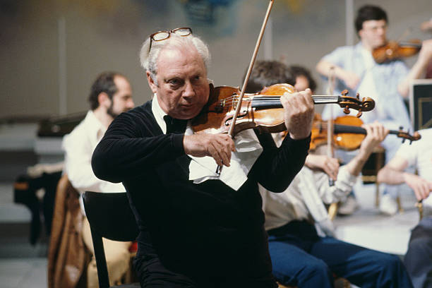 Gallery of Isaac Stern