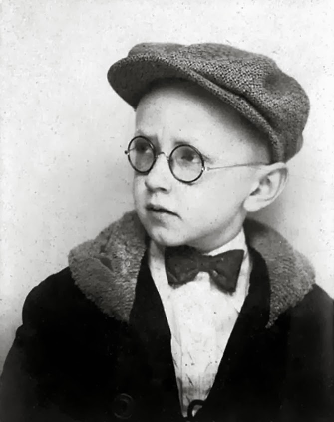Gallery of Charles Schulz