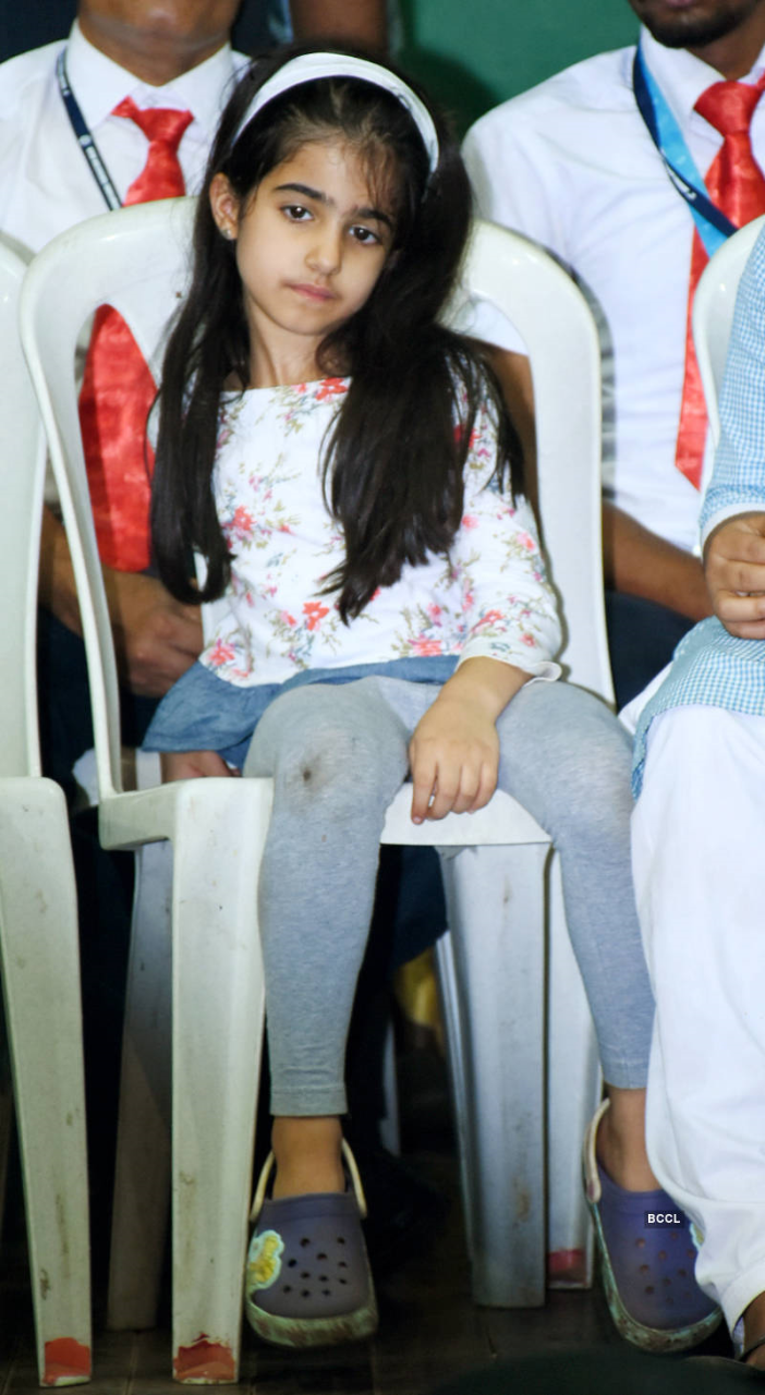 Daughter: Nitara Kumar 