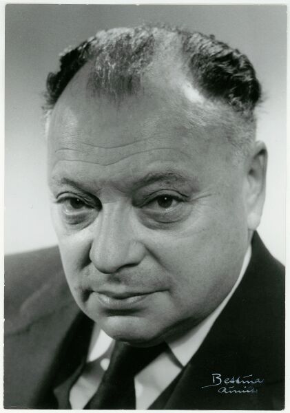 Schoolmate : Wolfgang Pauli