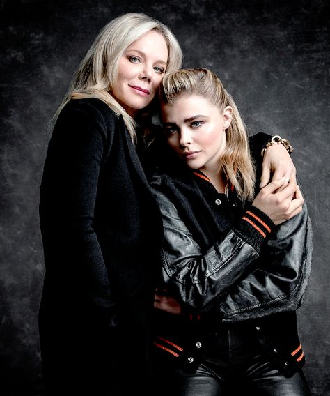 Mother: Teri Duke Moretz