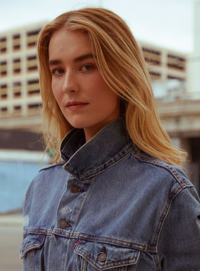half-sister: Grace Johnson