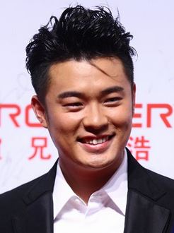 Spouse: Chen He