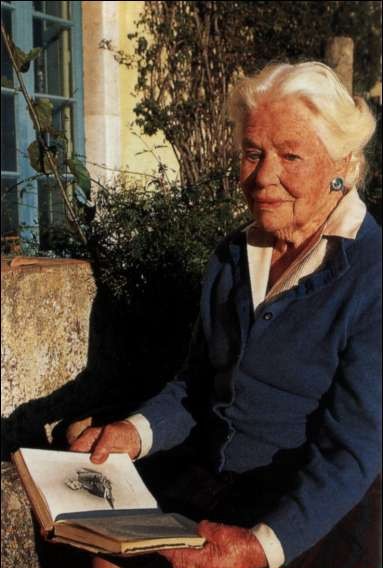 Daphne Phelps