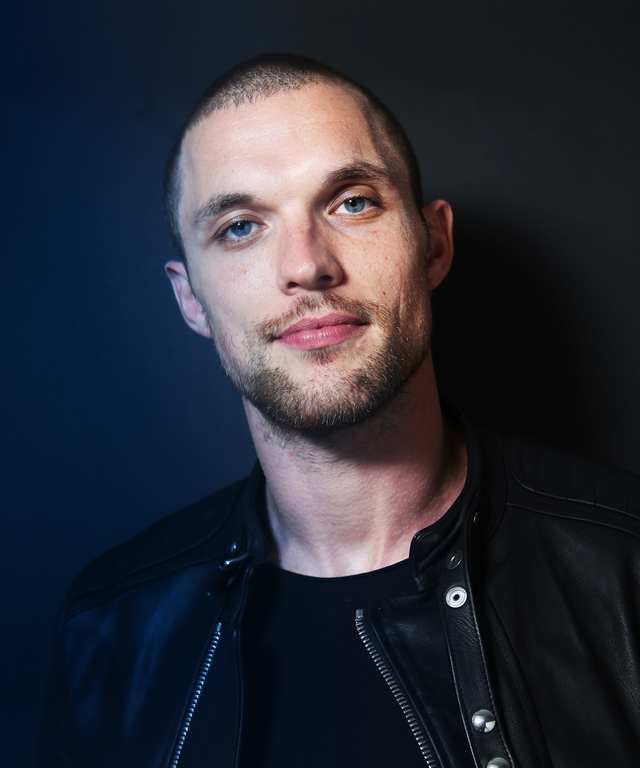 Gallery of Ed Skrein