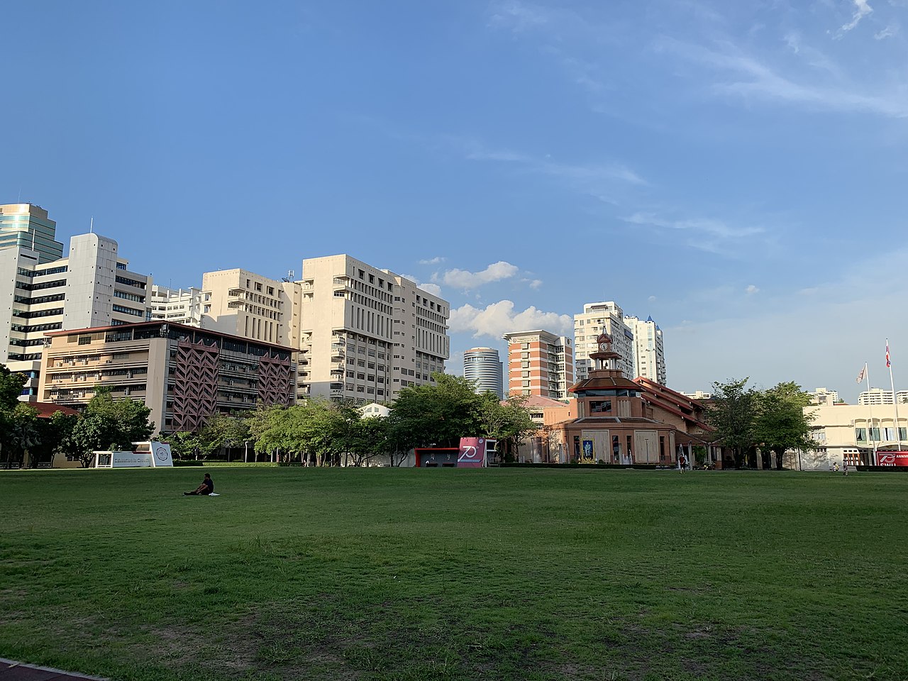 Gallery of Manas Chitakasem