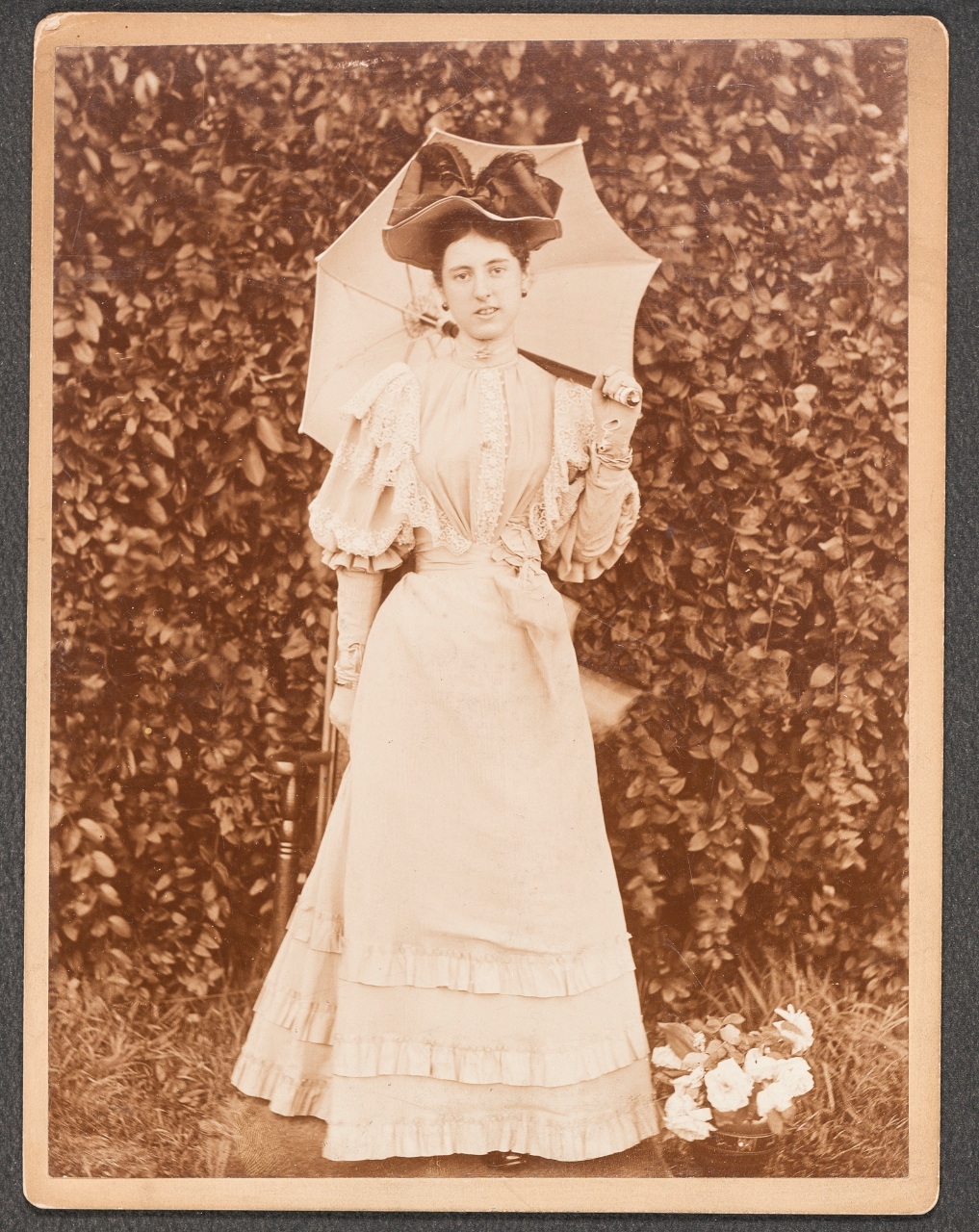 Wife: Minnie (David) Bourget