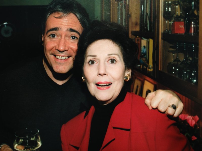 Mother: Patricia (Lyons) Simon 