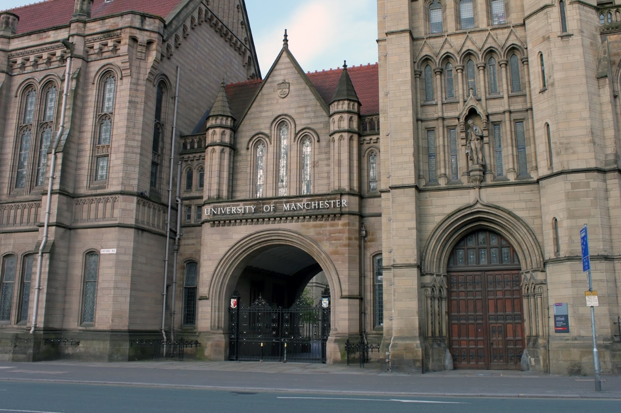 Education period of Arthur Eddington in University of Manchester