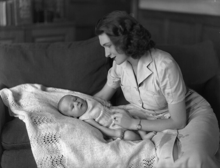Mother: Patricia Helen (Peter) Spence