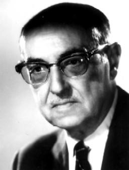 associate: Alberto González Domínguez