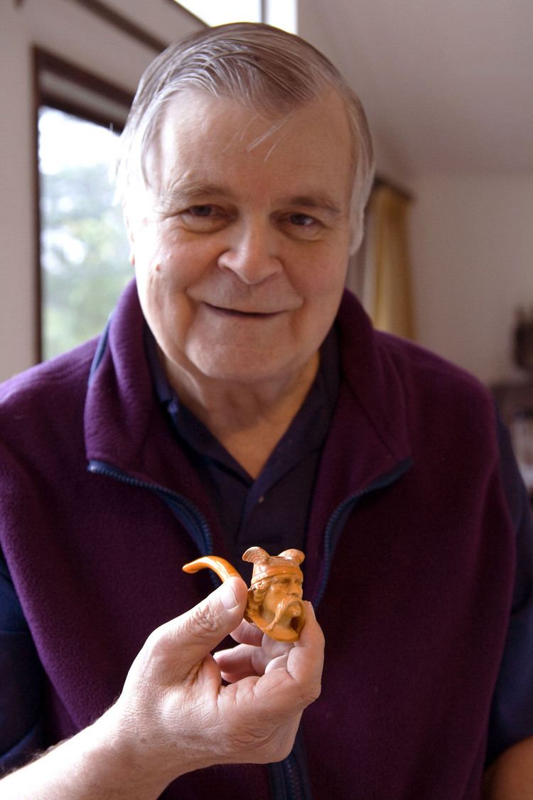 George Poinar Jr.