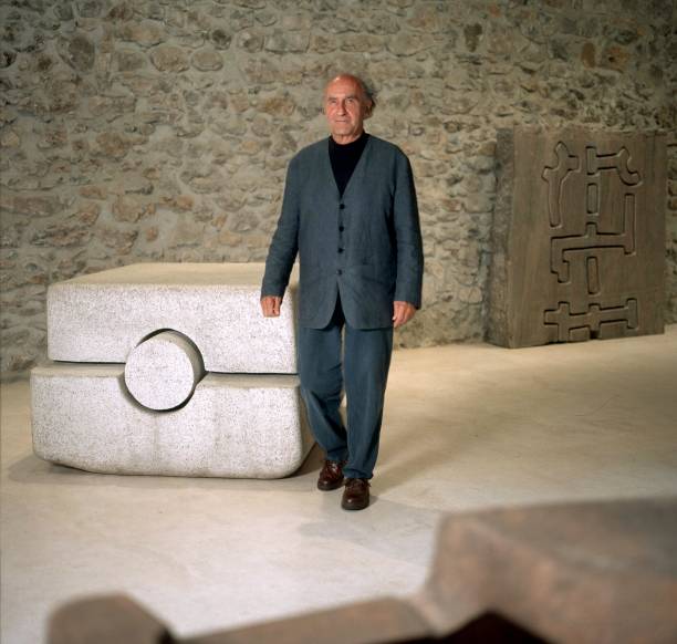 Gallery of Eduardo Chillida