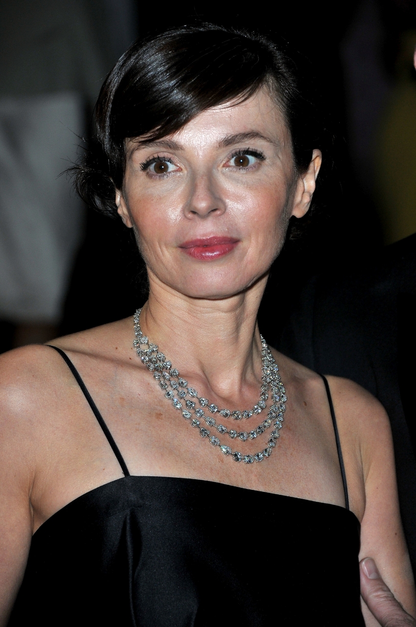 ex-spouse: Eve Mavrakis