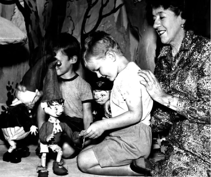 Gallery of Enid Mary Blyton