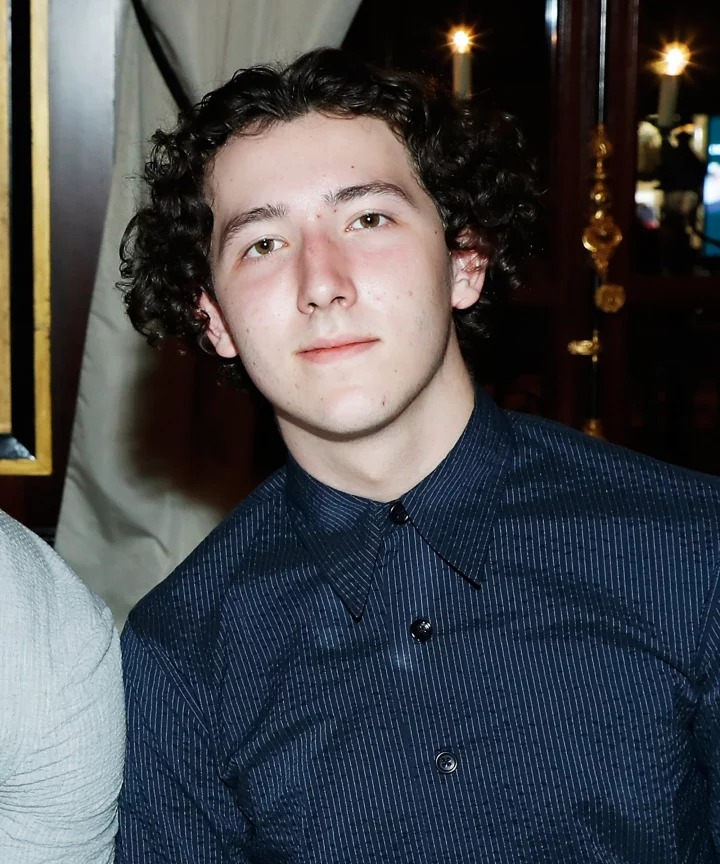 Brother: Frankie Jonas 