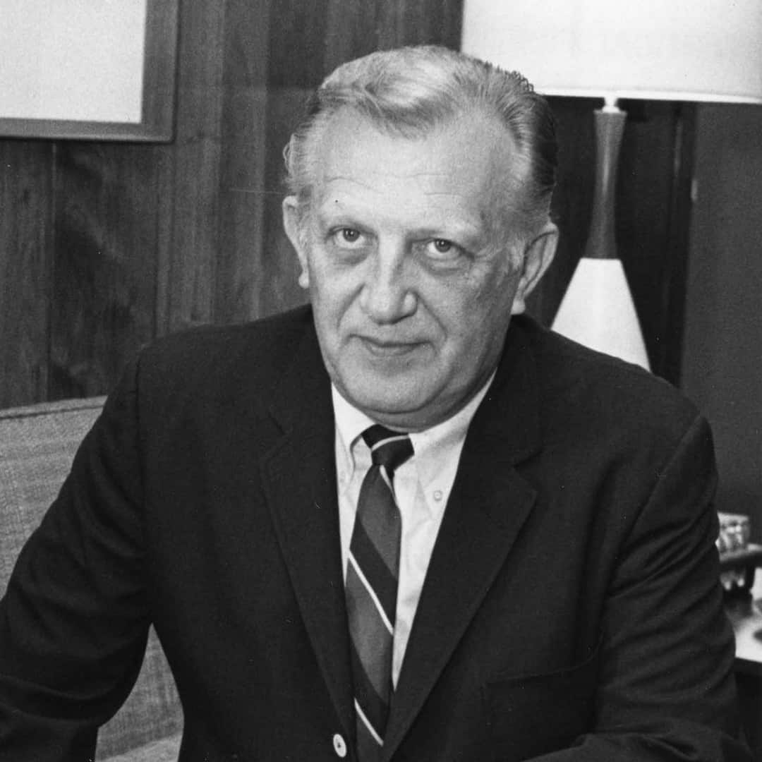 colleague: Owen Bradley 