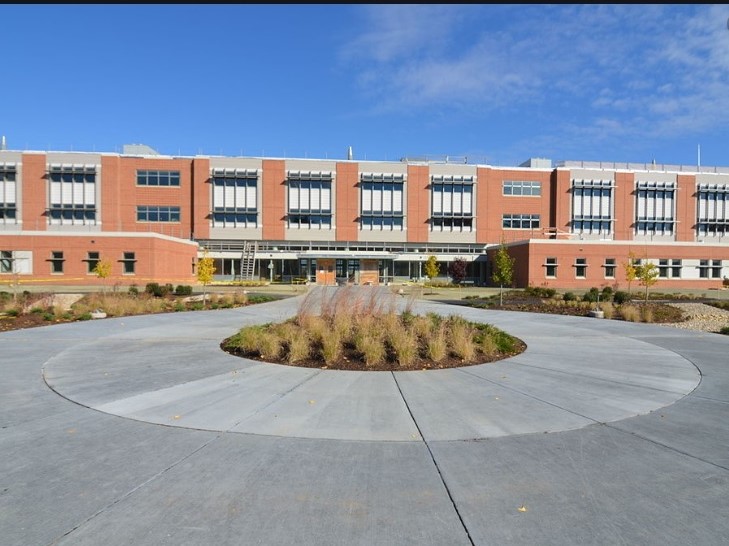 Education period of Amelia Atwater-Rhodes in Concord Carlisle High School