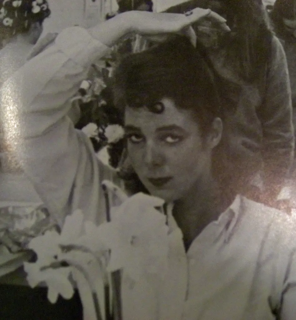 Education period of Allison Janney in Kenyon College
