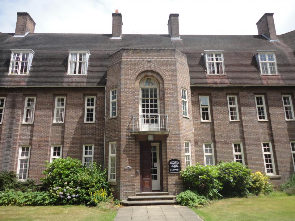 Education period of Jenny Koralek in Talbot Heath School