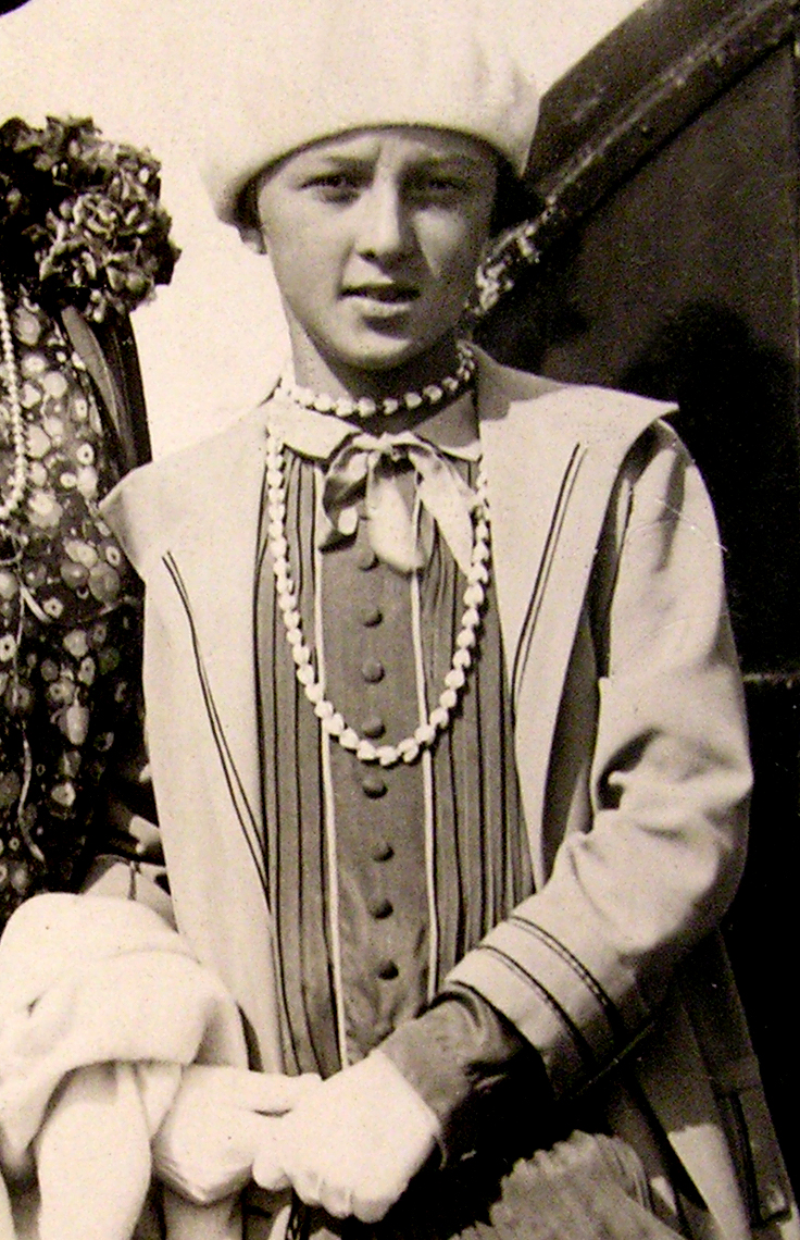 Sister: Irina Goldovsky