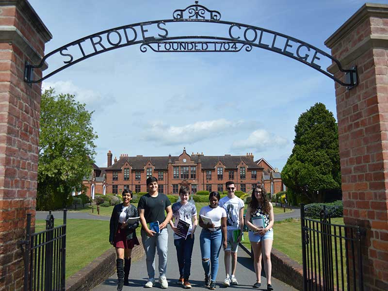 Education period of Elyes Gabel in Strode\'s College (Windsor Forest Colleges Group)