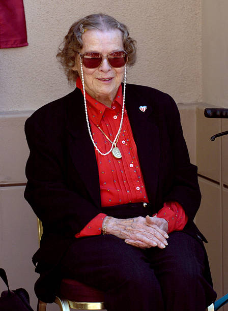 Spouse: Violet Blanch Wogatzke