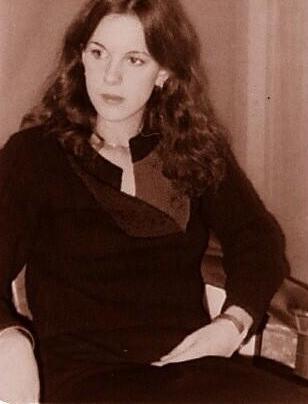 Gallery of Elizabeth Perkins