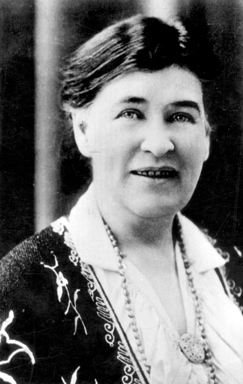 Gallery of Willa Cather