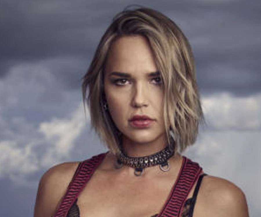 Gallery of Arielle Kebbel
