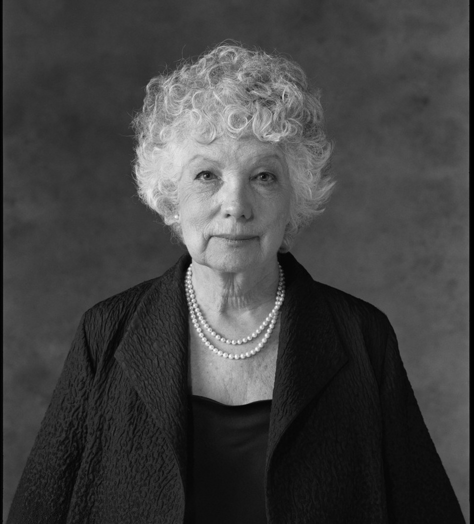 Mother: Anne Roiphe