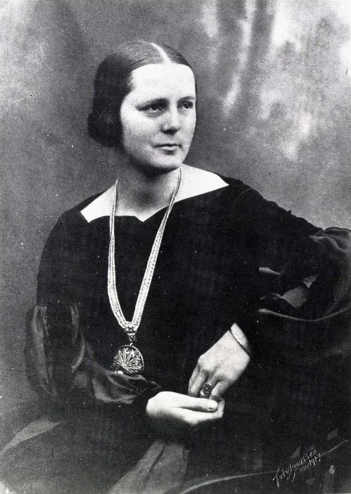 Sister: Gunvor Ingstad Trætteberg