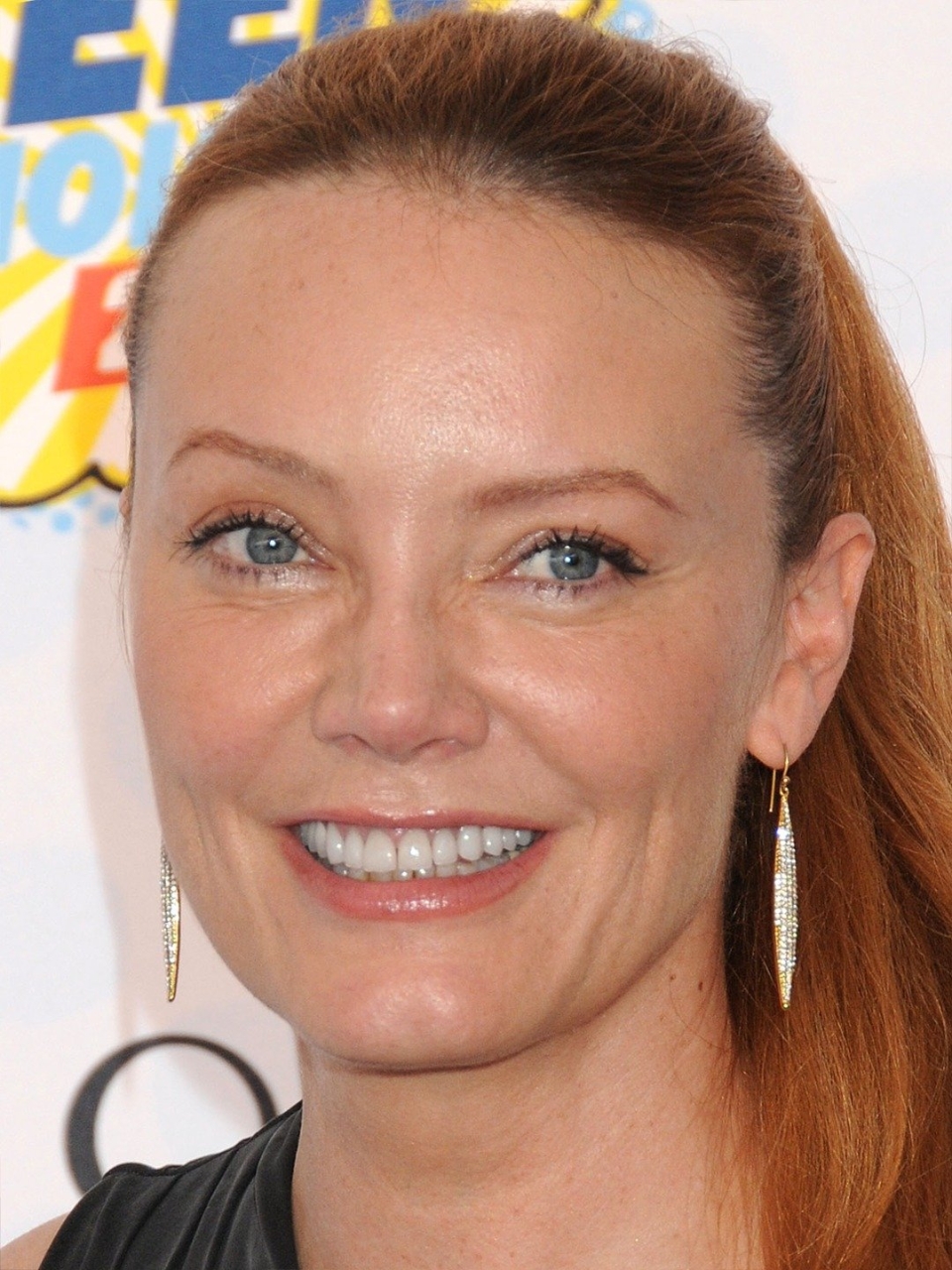 half-sister: Lori Lively 