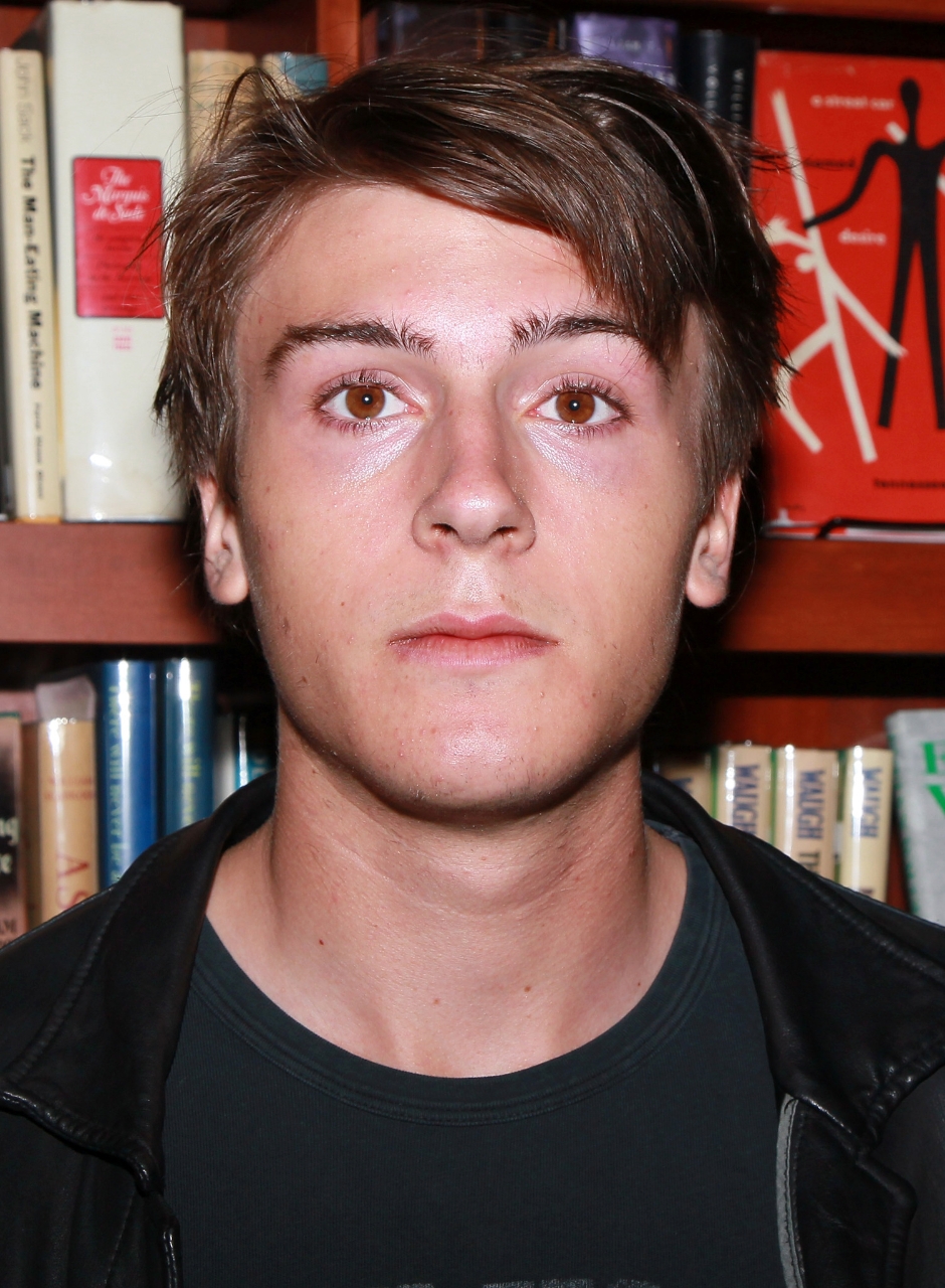 Son: Indio Falconer Downey