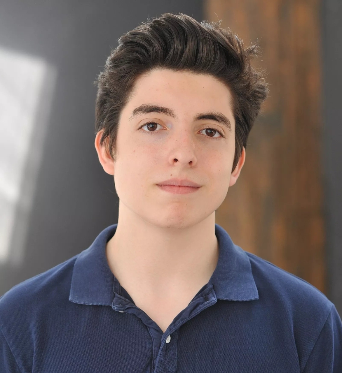 Brother: Nick Wolfhard 
