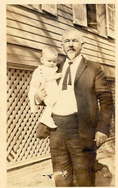 Son: Oran Milo Roberts