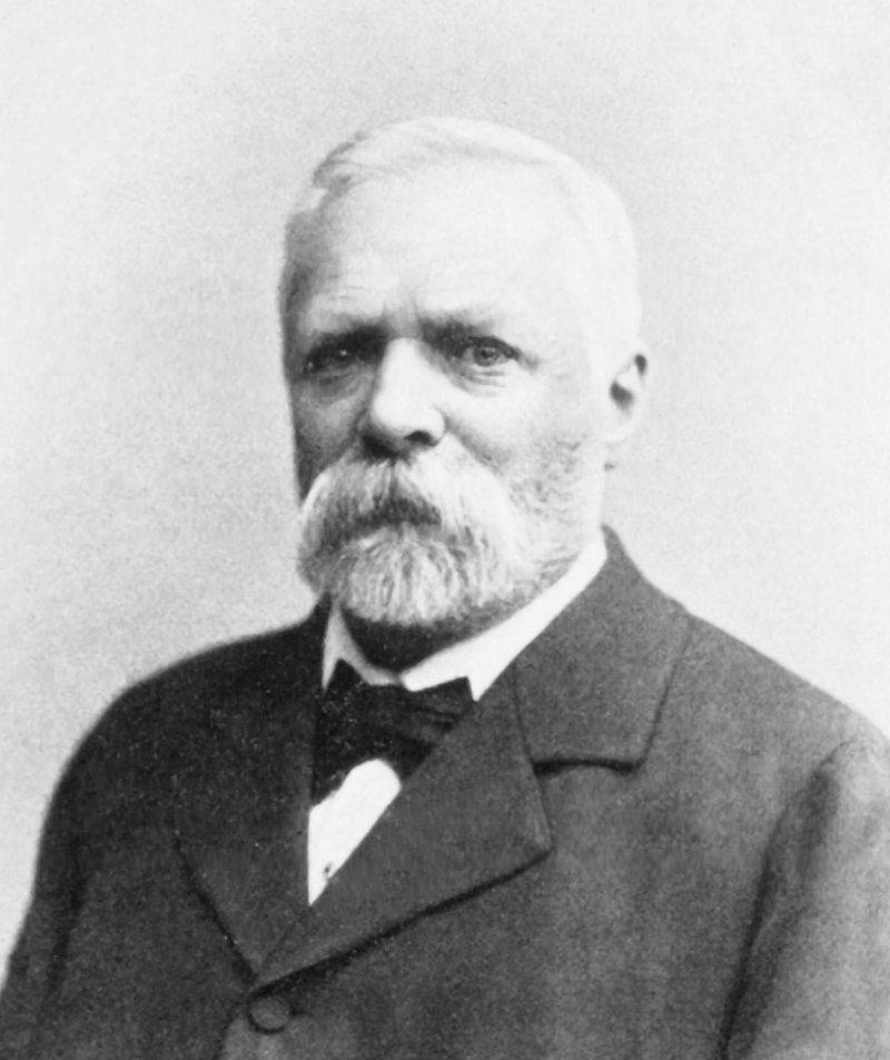 mentor: Carl von Voit 
