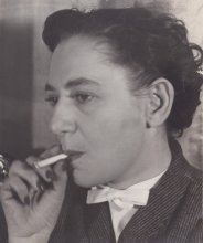 Wife: Ruth Selke Eissler