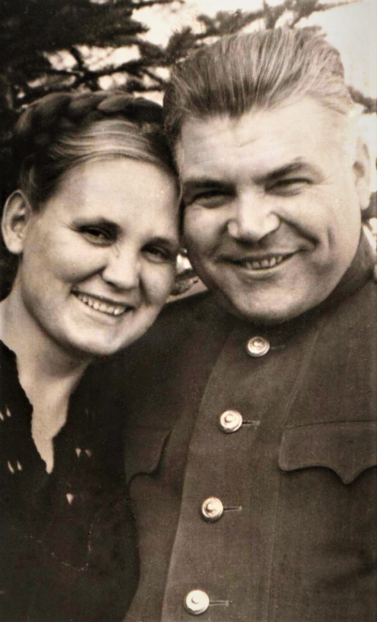 Wife: Raisa Yakovlevna Halperina