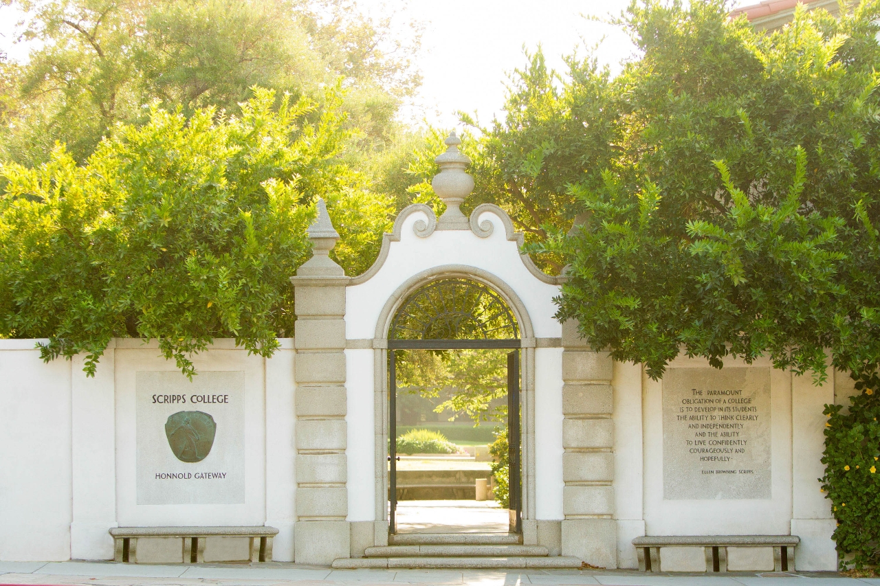 Education period of Alison Saar in Scripps College