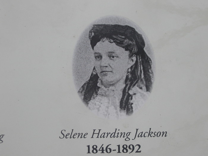 Wife: Selene Harding Jackson